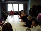 jumpan jälkee keittoa ja laskiaspullaa ja kahvia Helmikuu 2016