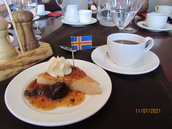 Jälkiruaksi saimme Ahvenanmaan pannukakkua, hyvää oli.