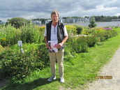 Jukka Kenkäveron puutarhassa