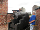 Siinnä tykkiä ihaillaan